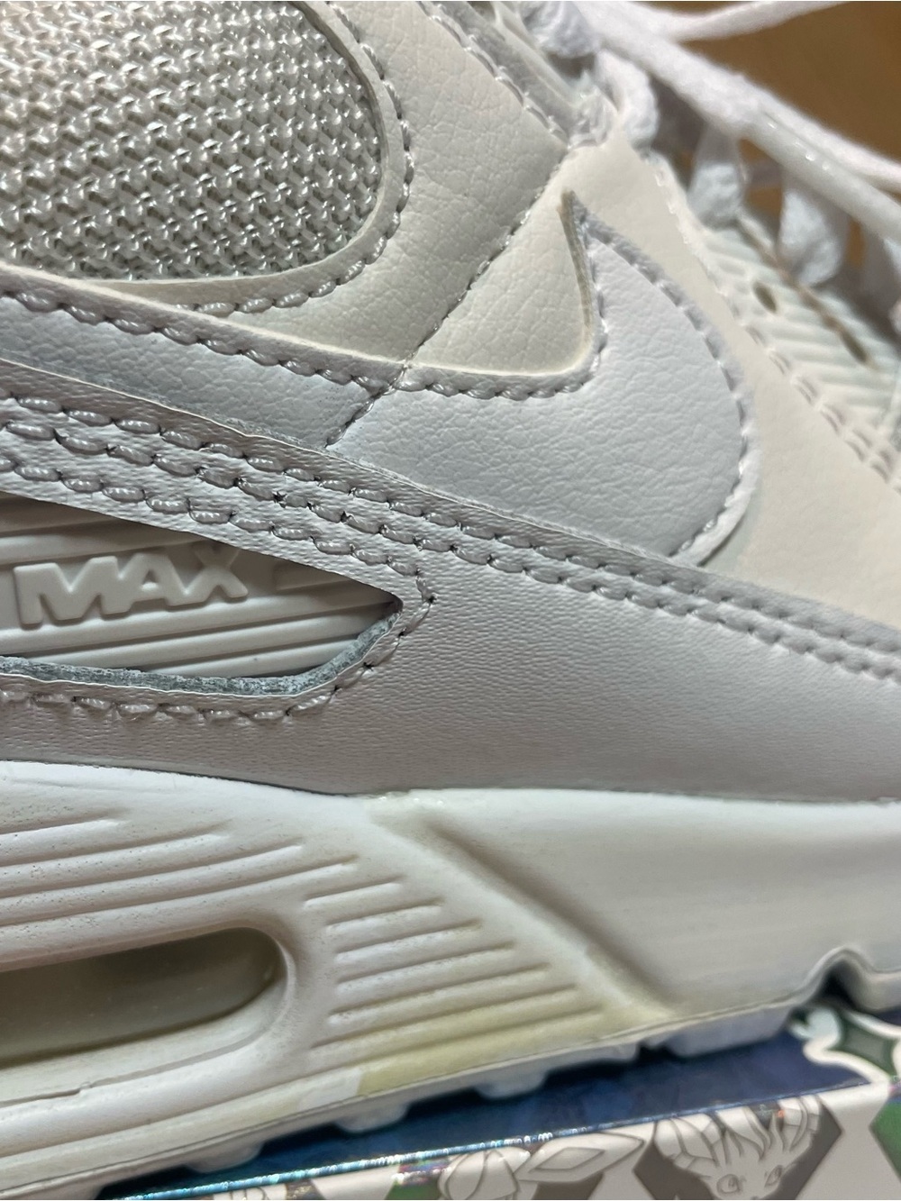 Nike Air Max 90 Triple White Sneakers Women Size 8 Low Top Shoes CQ2560-100 - Picture 6 of 13